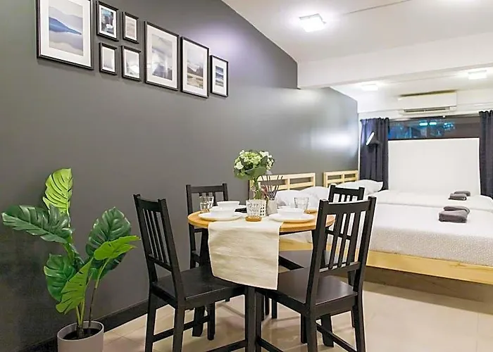 T1 Large Full Kitchen 1 Minute To Bts 2*